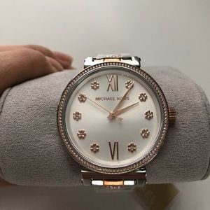 NEW MICHAEL KORS ROSE gold watch!